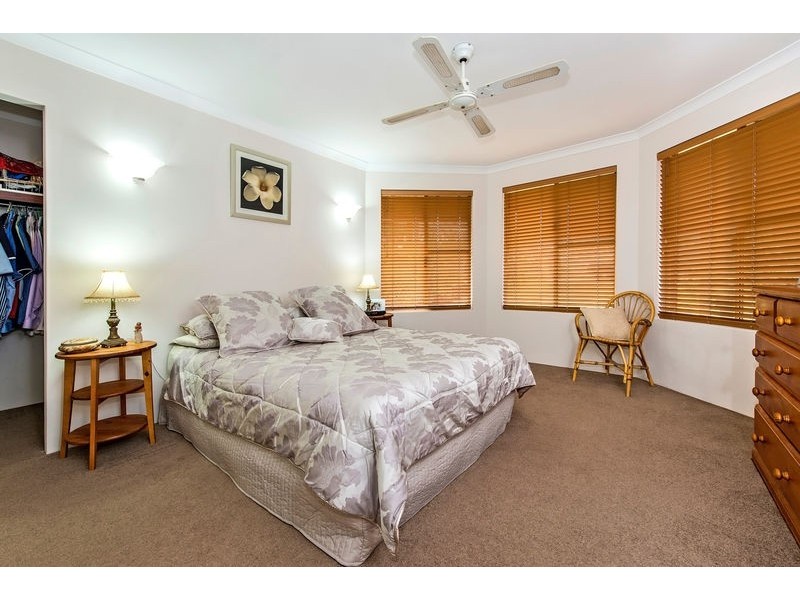 8 Crowther Street, Bayswater WA 6053