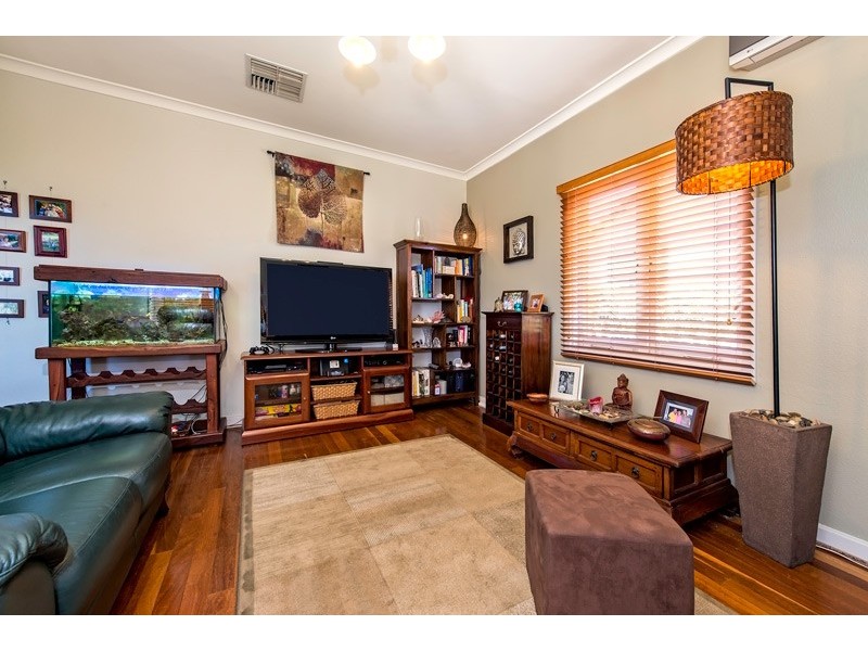 144 Broun Avenue, Embleton WA 6062