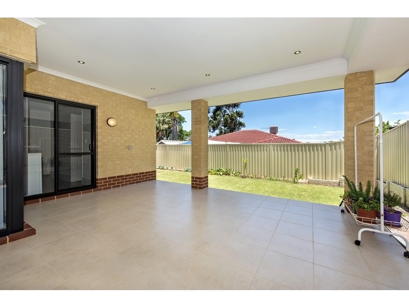14 Grafton Road, Bayswater WA 6053