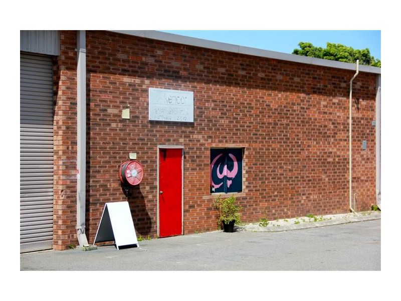 7, 86 Beechboro Road South, Bayswater WA 6053