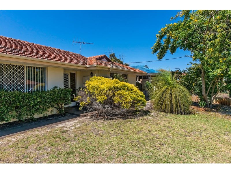 21 Farley Way, Bayswater WA 6053