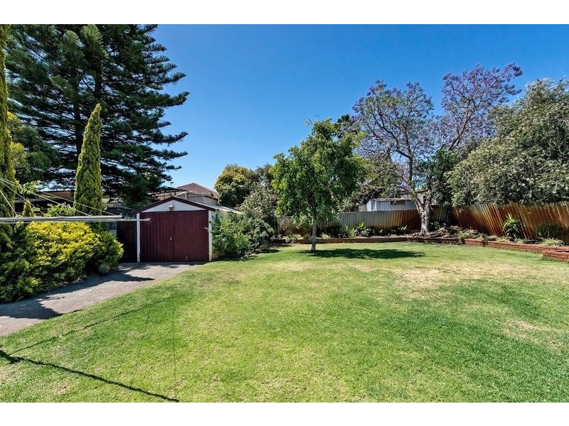 21 Farley Way, Bayswater WA 6053