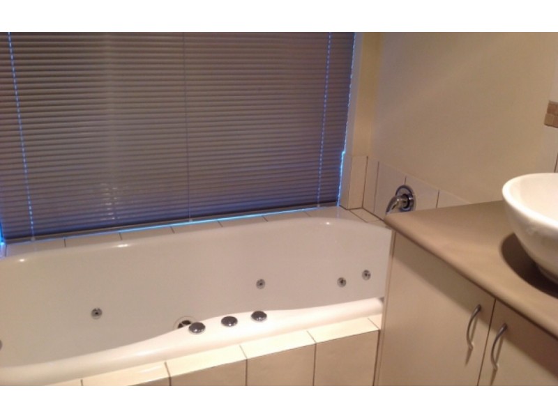 14 Devereaux Crescent, Aveley WA 6069