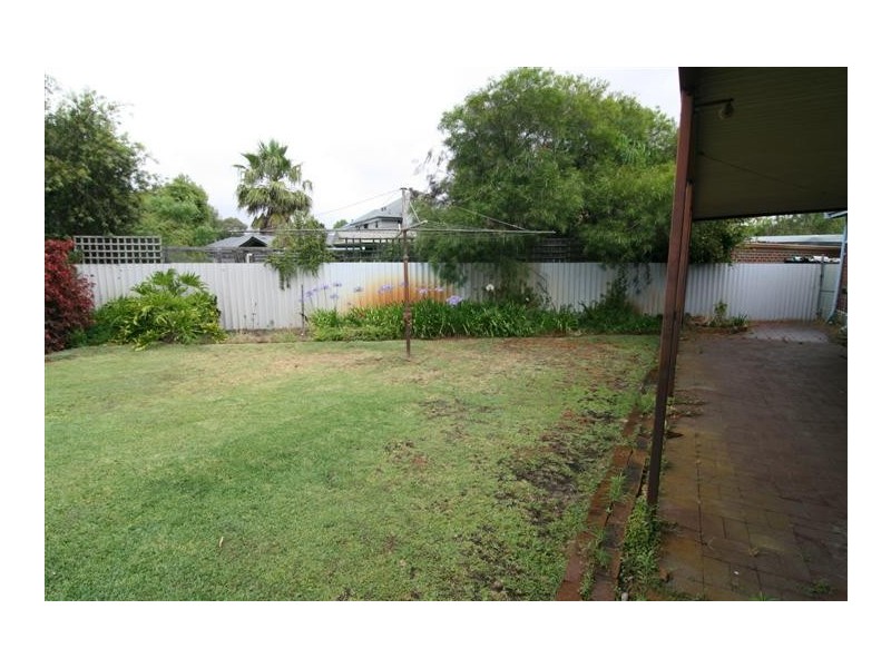 94 Crowther Street, Bayswater WA 6053