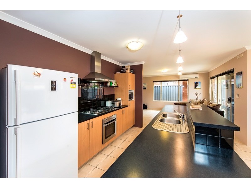 10A Wade Street, Embleton WA 6062