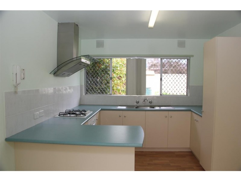 6/69 Tendring Way, Girrawheen WA 6064