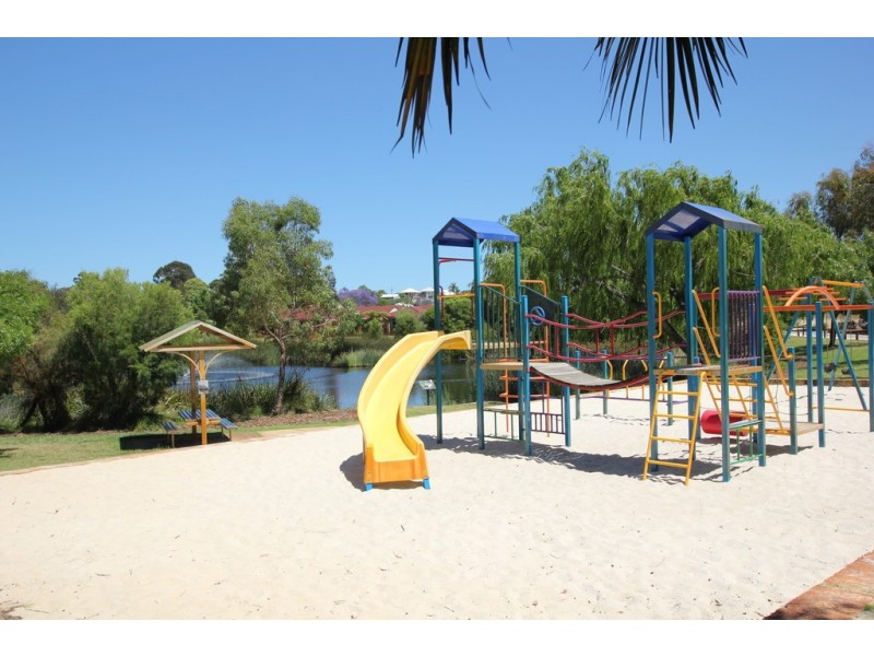 2/7 Toms Court, Bayswater WA 6053