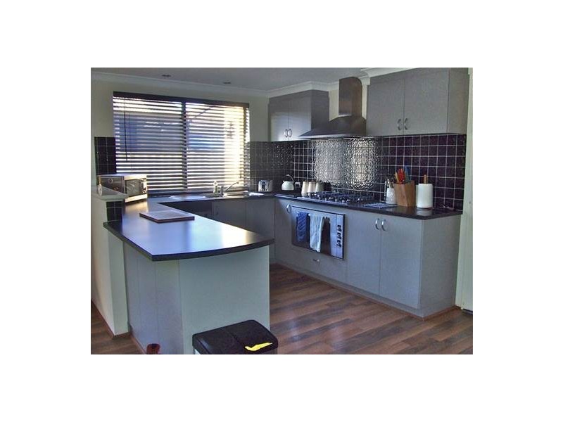 18 Freshwater Promenade, Beechboro WA 6063