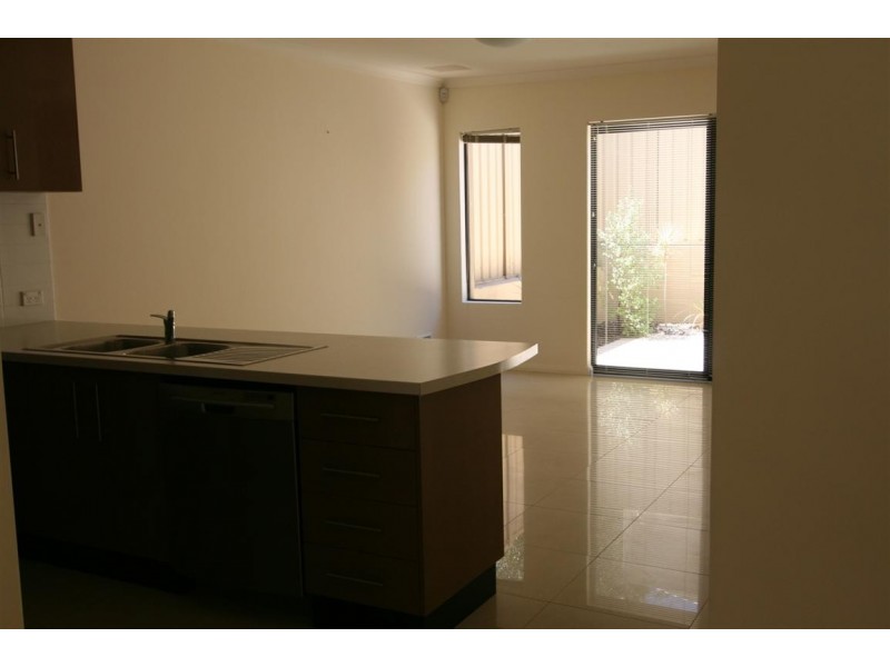 7C Wardlow Way, Balga WA 6061