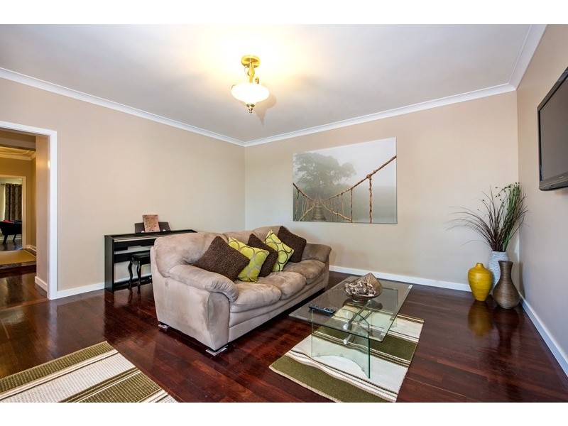 19 Bay View Street, Bayswater WA 6053