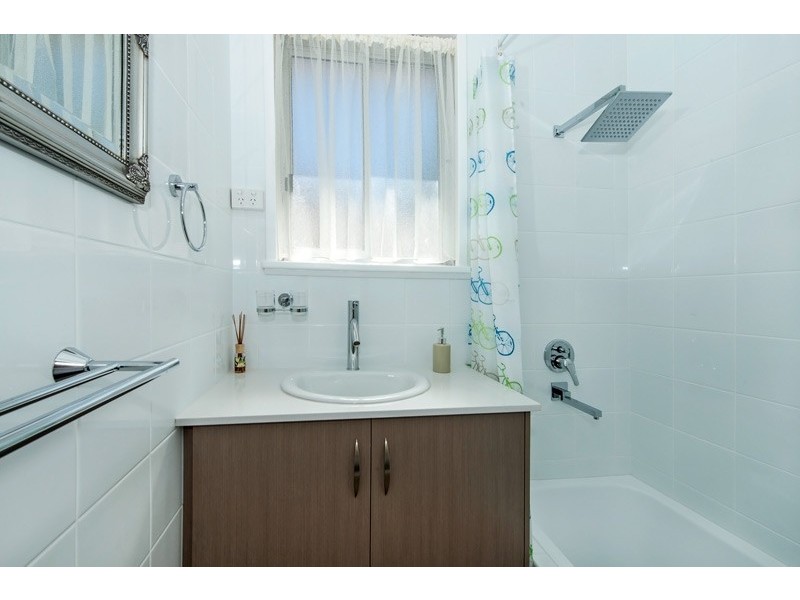 19 Bay View Street, Bayswater WA 6053