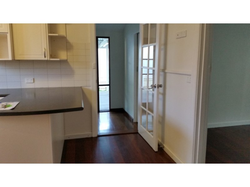 27 Foyle Road, Bayswater WA 6053