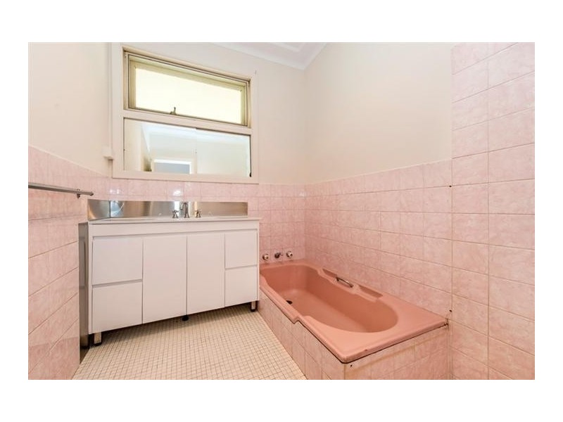 43 Fourth Avenue, Bassendean WA 6054