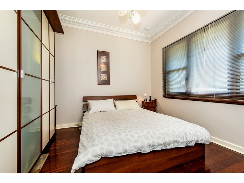 69 Slade Street, Bayswater WA 6053