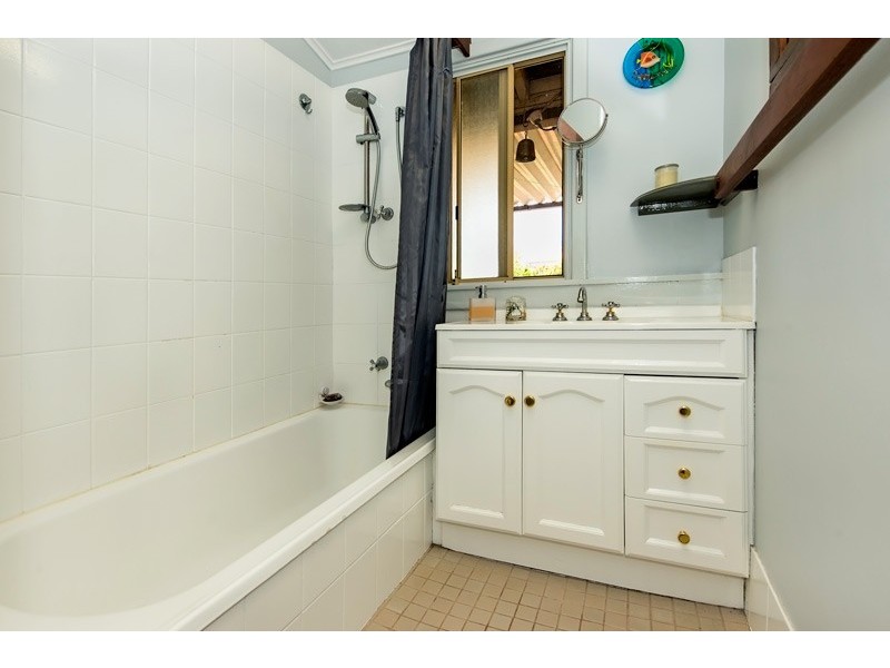 144 Broun Avenue, Embleton WA 6062