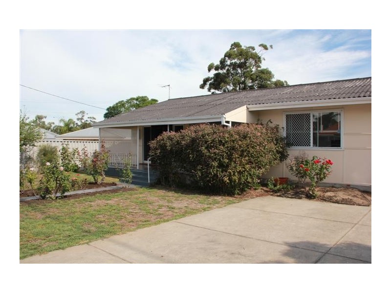 5 Camboon Road, Morley WA 6062