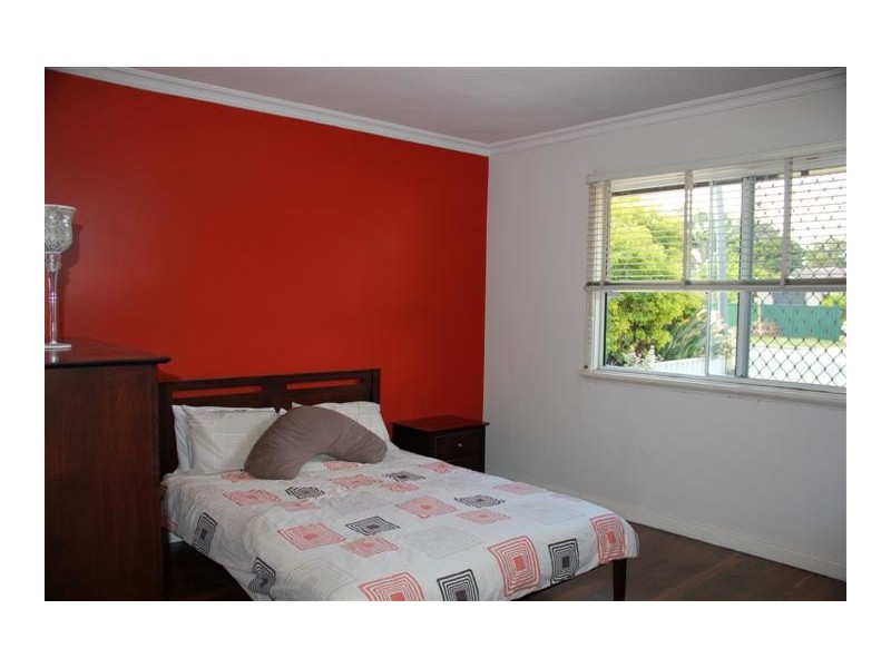 5 Camboon Road, Morley WA 6062