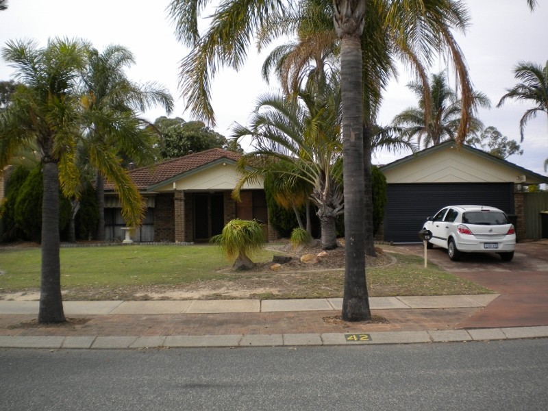 42 Wimbledon Drive, Kingsley WA 6026