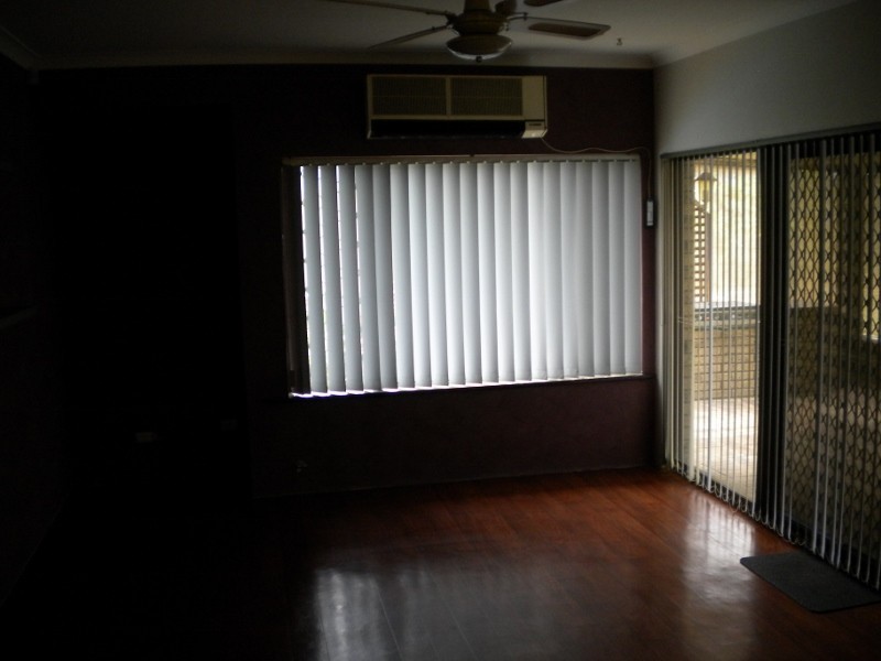 42 Wimbledon Drive, Kingsley WA 6026