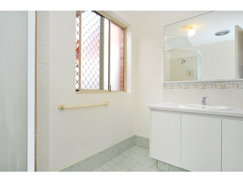 5B Flora Avenue, Bayswater WA 6053