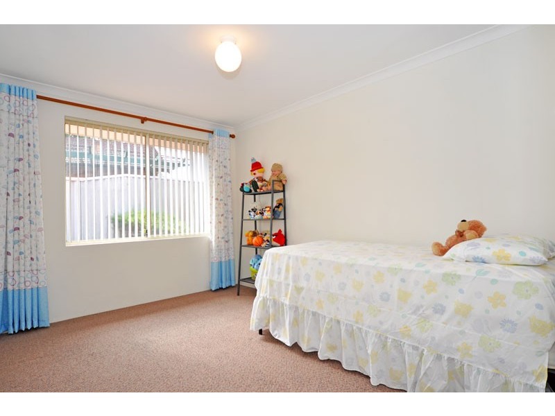 5B Flora Avenue, Bayswater WA 6053