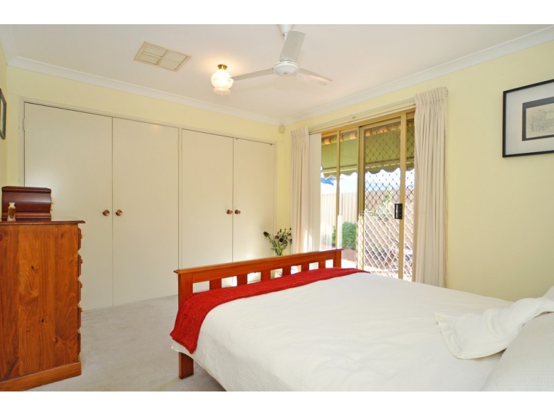 1/5 Braewood Court, Nollamara WA 6061