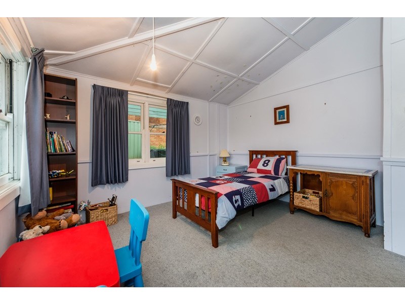 26 Toowong Street, Bayswater WA 6053