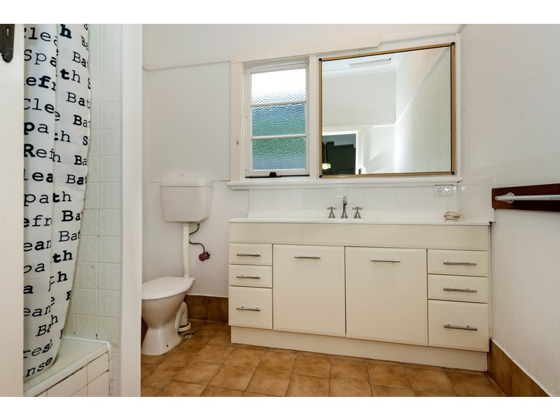 26 Toowong Street, Bayswater WA 6053