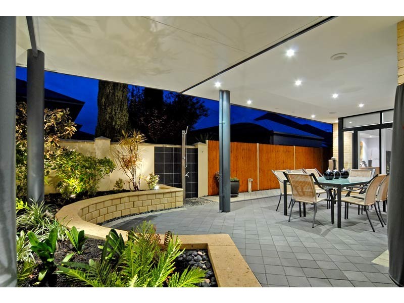 14 Heliconia Turn, Stirling WA 6021