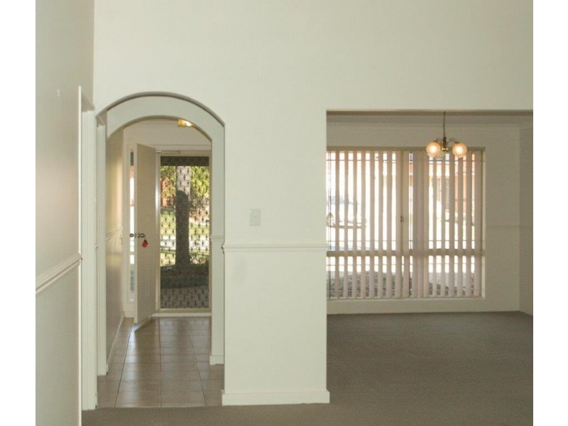 5 Rosebud Court, Landsdale WA 6065