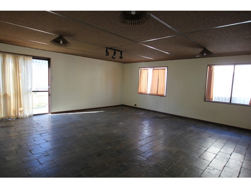 2 Canning Street, Balcatta WA 6021