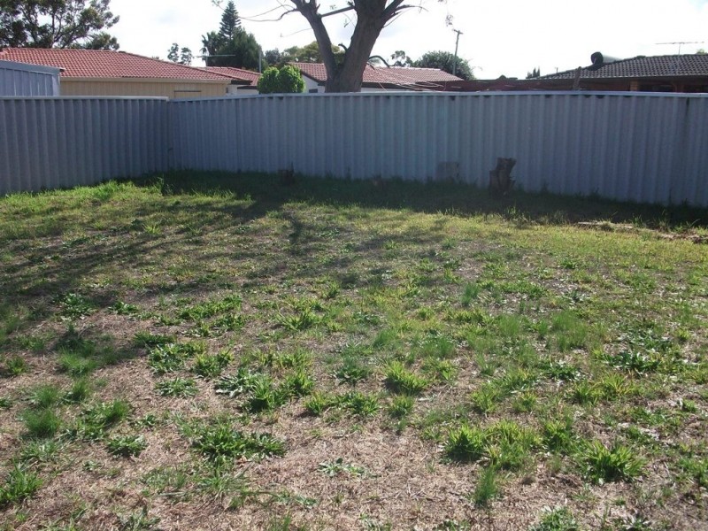 8 Cunningham Loop, Mirrabooka WA 6061