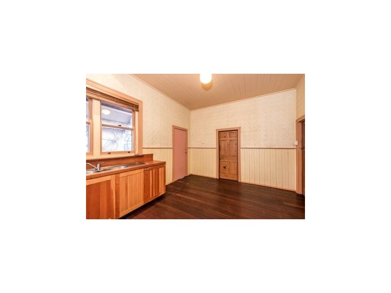 57 Lawrence Street, Bayswater WA 6053