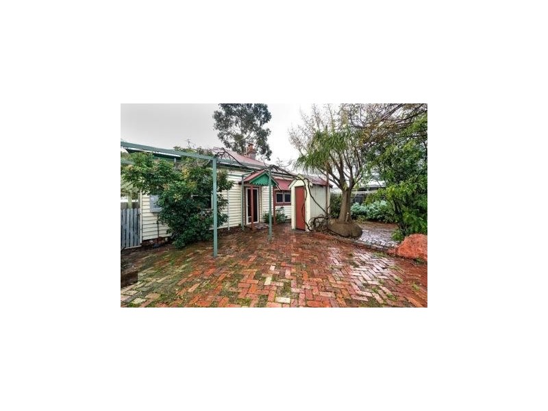 57 Lawrence Street, Bayswater WA 6053