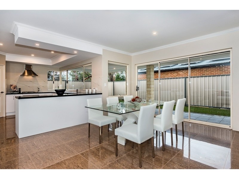 4 Dunstone Road, Bayswater WA 6053