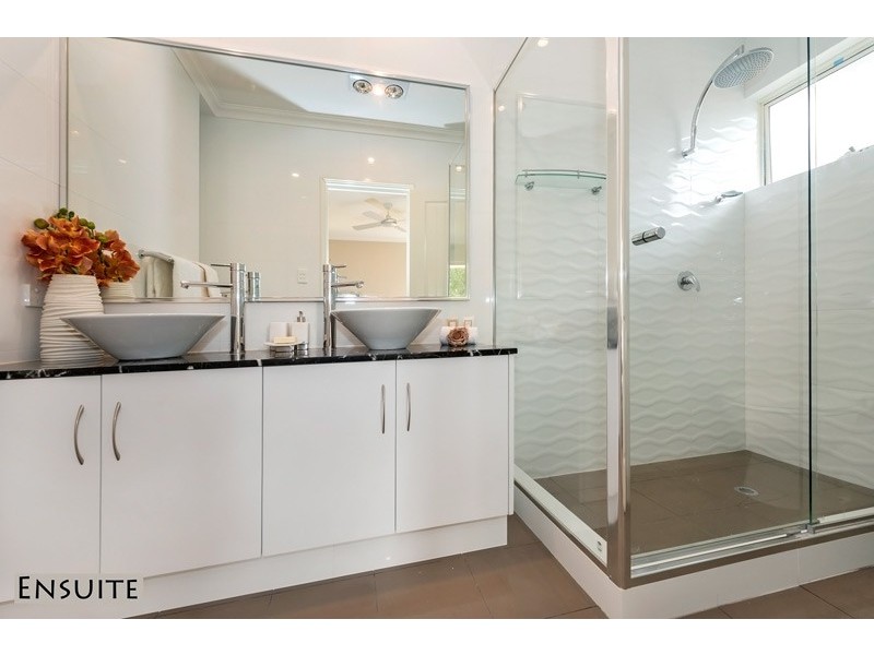 4 Dunstone Road, Bayswater WA 6053