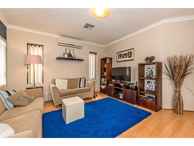 1/40 Moojebing Street, Bayswater WA 6053