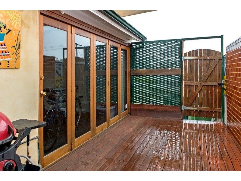 12 Grand Promenade, Bayswater WA 6053