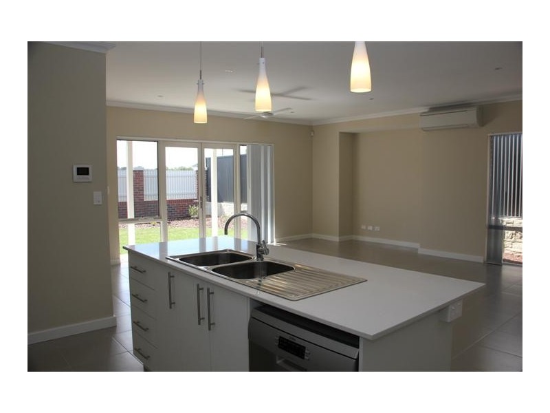 25A Whatley Crescent, Bayswater WA 6053