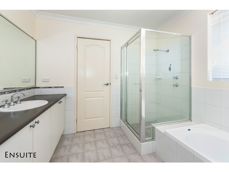 28B Pearl Road, Cloverdale WA 6105