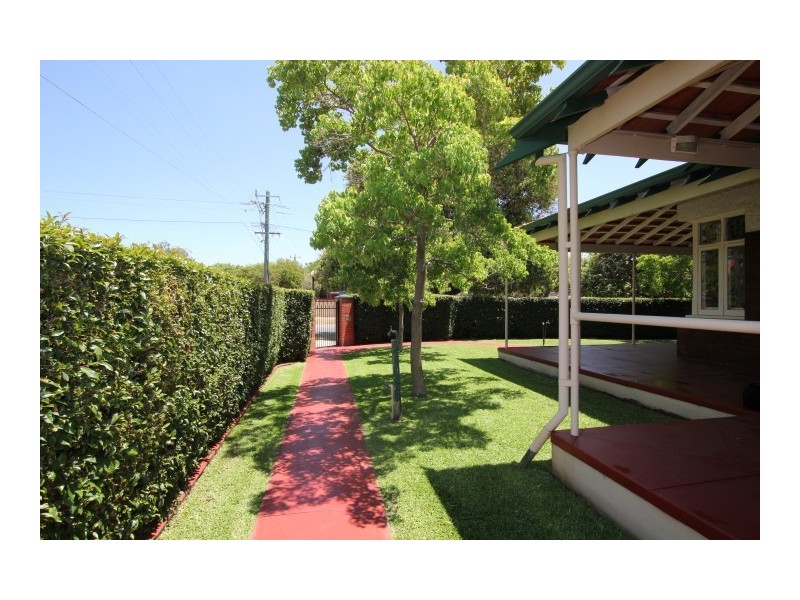 26 Duncan Street, Victoria Park WA 6100