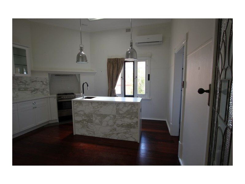 26 Duncan Street, Victoria Park WA 6100