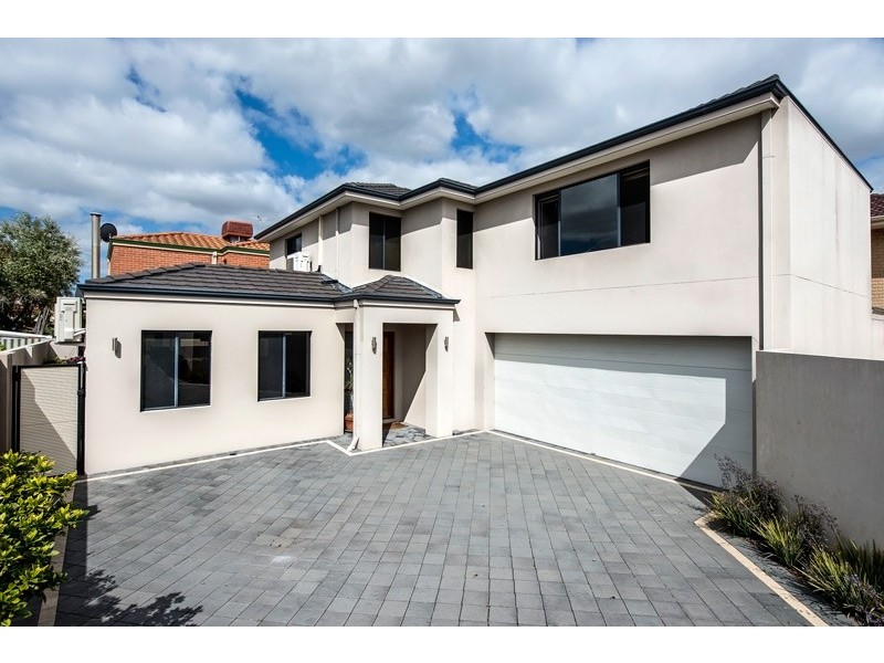 2/4 Beaver St, Tuart Hill WA 6060