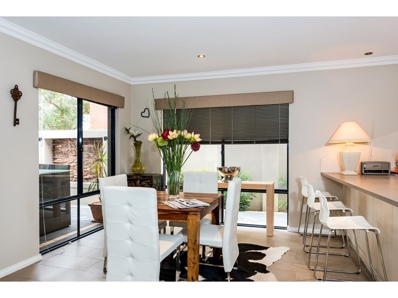 2/4 Beaver St, Tuart Hill WA 6060