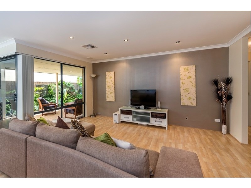 17 Hidcote Turn, Aubin Grove WA 6164