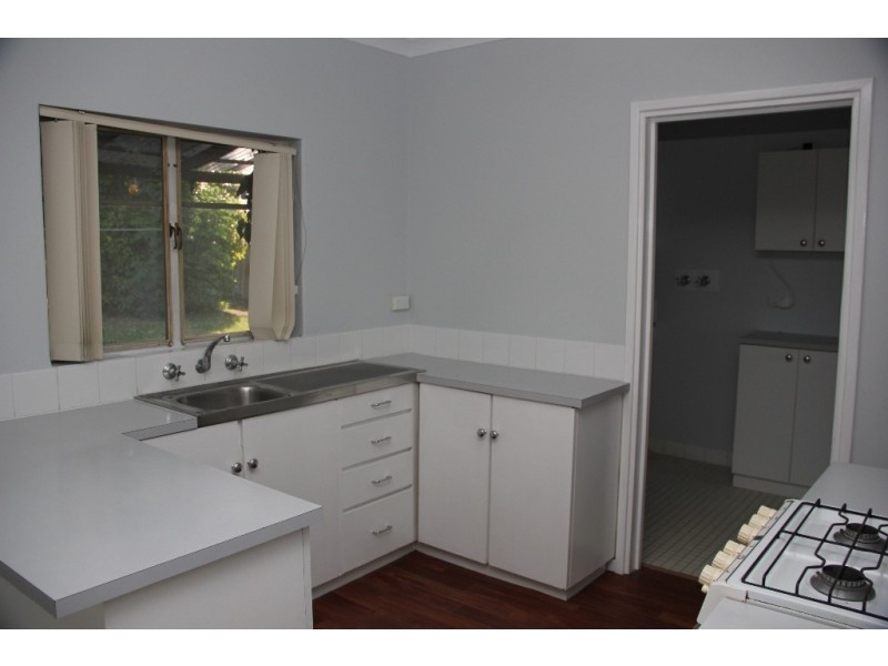 39 Cheviot Street, Dianella WA 6059