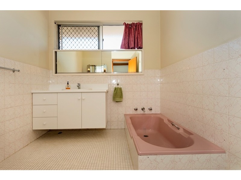 10 Meldon Way, Dianella WA 6059