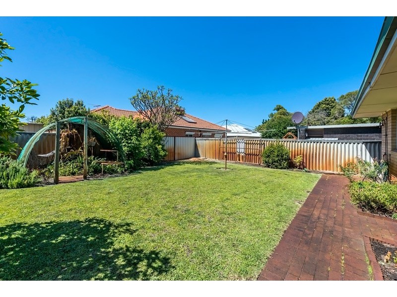 10 Meldon Way, Dianella WA 6059