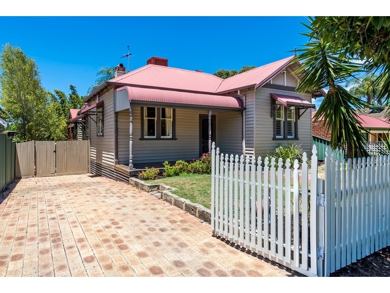 9 Arundel St, Bayswater WA 6053