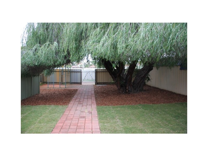 Unit 2, 94 King William Street, Bayswater WA 6053